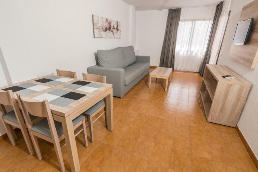 Apartments Niko ซานตาเอวเลเรียเดสริว ภายนอก รูปภาพ
